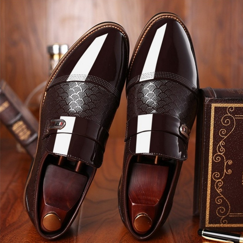 Embossed men's leather shoe covers, versatile men's casual single shoes - Bild 2