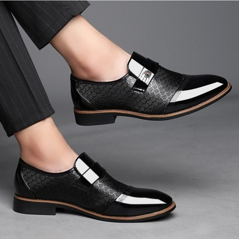 Embossed men's leather shoe covers, versatile men's casual single shoes - Bild 5